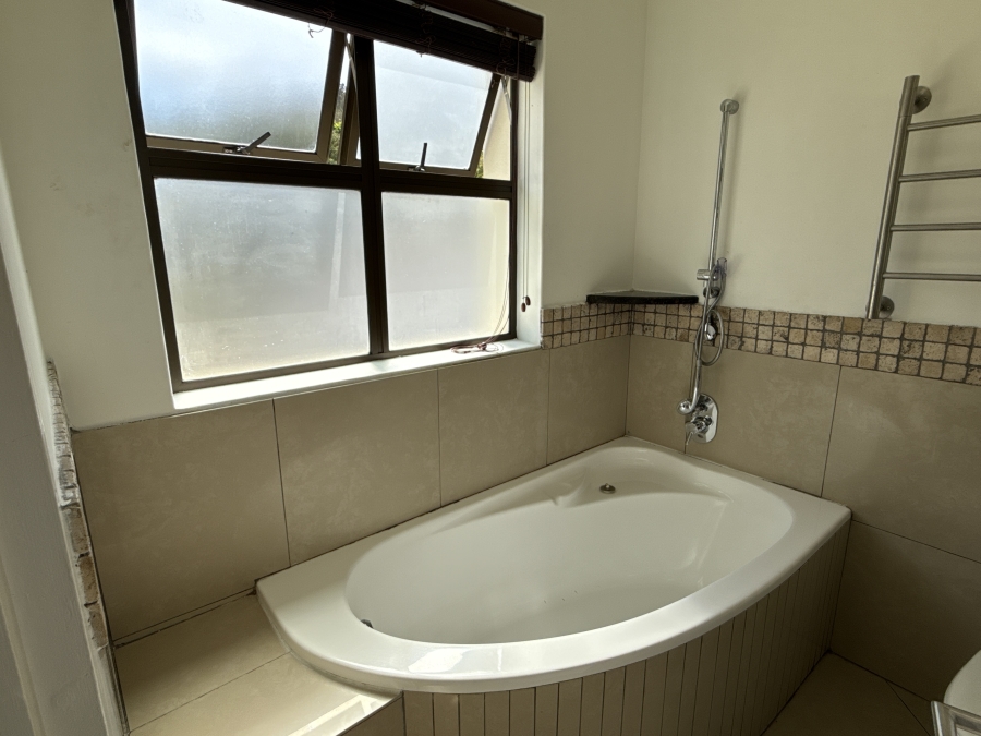 3 Bedroom Property for Sale in Knysna Central Western Cape